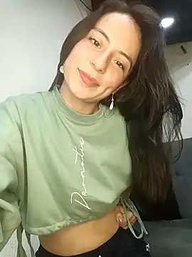 Snapshot of deseox05 chatting on October 23, 2025, 11:36 pm deseox05 online show from October 23, 2025, 11:36 pm