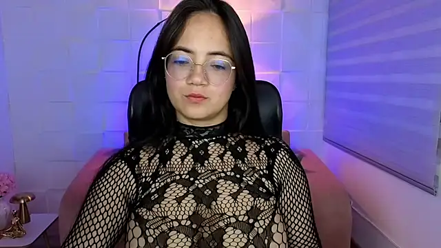 Snapshot of Sasha_Grace chatting on July 28, 2026, 1:43 pm Sasha Grace online show from July 28, 2026, 1:43 pm