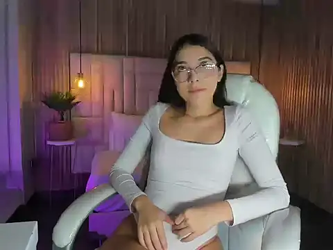 Snapshot of Megara20 chatting on November 9, 2025, 12:31 pm Megara20 online show from November 9, 2025, 12:31 pm