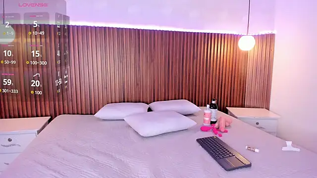 Snapshot of Foxy_Kylie chatting on February 7, 2026, 8:06 pm Foxy Kylie online show from February 7, 2026, 8:06 pm