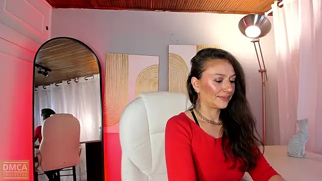 indigo wild  online show from October 24, 2025, 3:05 am