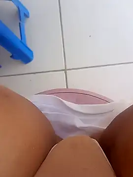 Valentinagata online show from November 7, 2025, 6:56 pm