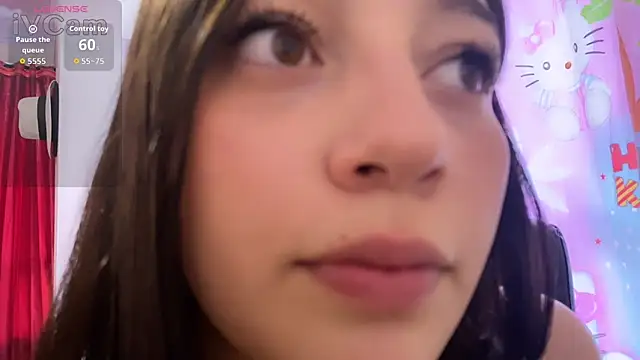 Snapshot of __Lorelain__ chatting on October 24, 2025, 9:25 pm Lorelain online show from October 24, 2025, 9:25 pm