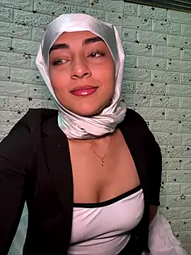 CelestSkyy online show from December 20, 2025, 9:28 pm