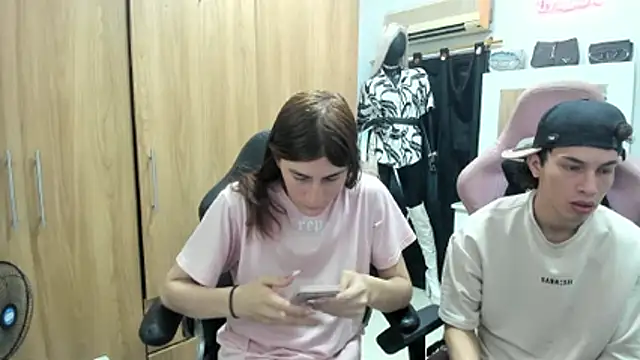 Snapshot of Pride_couple chatting on June 27, 2026, 8:04 pm Pride couple online show from June 27, 2026, 8:04 pm