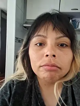 Snapshot of EllieMoonX chatting on March 19, 2026, 4:29 pm EllieMoonX online show from March 19, 2026, 4:29 pm