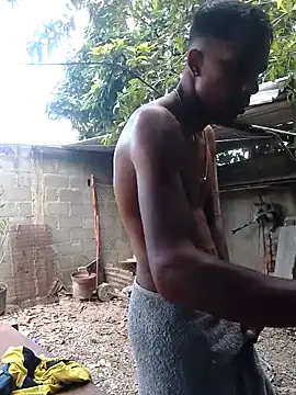 blackhot30 online show from November 28, 2025, 6:52 pm