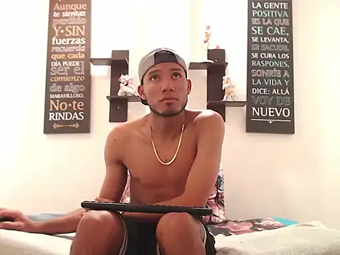 Snapshot of ADRIEL__VEGA chatting on October 15, 2025, 4:44 am ADRIEL VEGA online show from October 15, 2025, 4:44 am