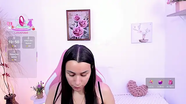 Snapshot of EmmaMyers1 chatting on June 26, 2026, 9:53 pm EmmaMyers1 online show from June 26, 2026, 9:53 pm