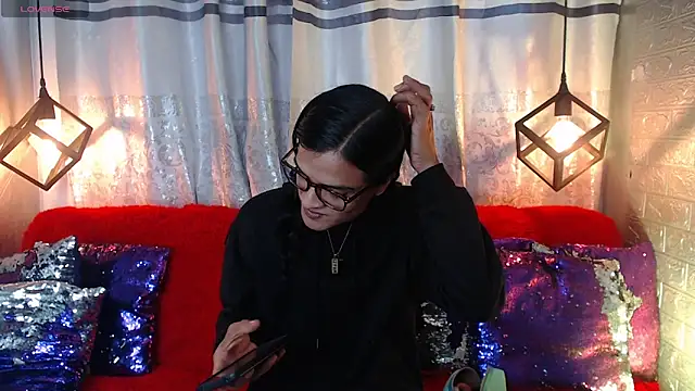 ZAMMIRA online show from March 9, 2026, 1:03 pm