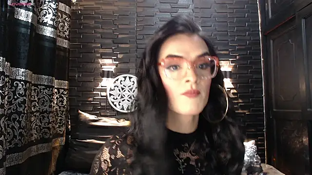 ZAMMIRA online show from October 17, 2025, 6:17 am