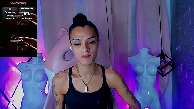 Snapshot of ZAMMIRA chatting on June 19, 2026, 12:11 pm ZAMMIRA online show from June 19, 2026, 12:11 pm