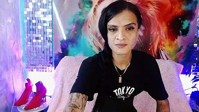 Snapshot of ZAMMIRA chatting on June 12, 2026, 11:52 am ZAMMIRA online show from June 12, 2026, 11:52 am