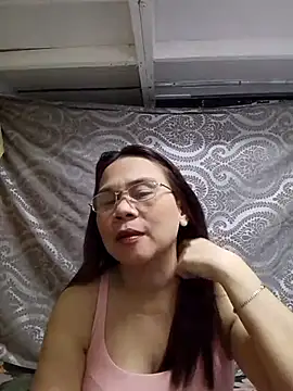 Snapshot of erma_joy chatting on June 3, 2026, 2:18 pm erma joy online show from June 3, 2026, 2:18 pm