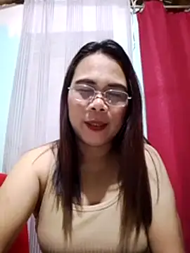 Snapshot of erma_joy chatting on March 18, 2026, 9:01 am erma joy online show from March 18, 2026, 9:01 am