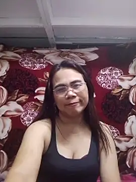 Snapshot of erma_joy chatting on May 18, 2026, 1:06 am erma joy online show from May 18, 2026, 1:06 am