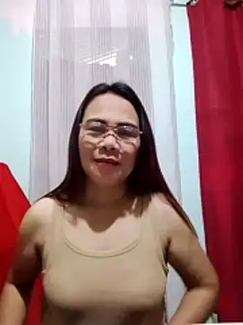 Snapshot of erma_joy chatting on March 12, 2026, 11:31 pm erma joy online show from March 12, 2026, 11:31 pm