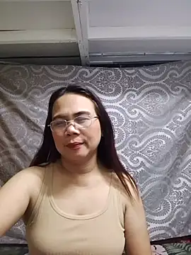 Snapshot of erma_joy chatting on June 5, 2026, 6:52 am erma joy online show from June 5, 2026, 6:52 am