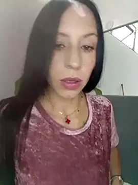 Snapshot of you_yuyuu chatting on November 4, 2025, 4:55 pm you yuyuu online show from November 4, 2025, 4:55 pm