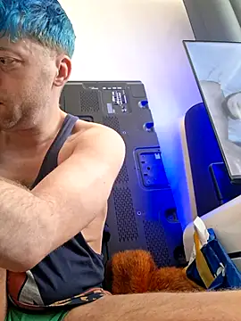 DelayedAnalog720 online show from January 18, 2026, 11:02 am