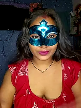 Snapshot of Sweet-Maddlina chatting on May 30, 2026, 1:01 am Sweet-Maddlina online show from May 30, 2026, 1:01 am