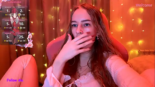 LunaCrave online show from January 12, 2026, 6:36 pm