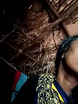 Snapshot of Cutsedi3 chatting on October 17, 2025, 10:50 am Cutsedi3 online show from October 17, 2025, 10:50 am