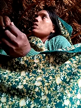 Snapshot of Cutsedi3 chatting on November 25, 2025, 6:14 am Cutsedi3 online show from November 25, 2025, 6:14 am