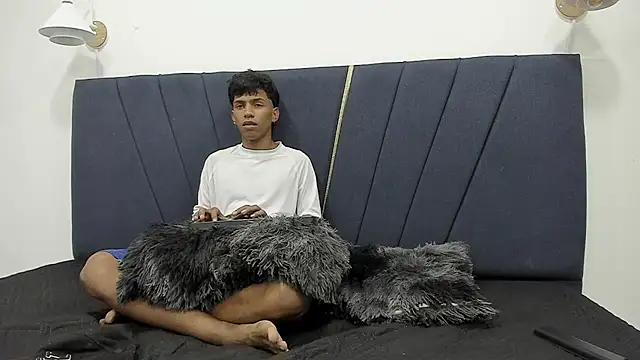 Snapshot of ryder_cum23 chatting on November 2, 2025, 7:24 am ryder cum23 online show from November 2, 2025, 7:24 am