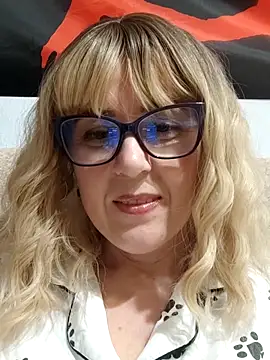 Amelialove42 online show from March 19, 2026, 7:36 pm