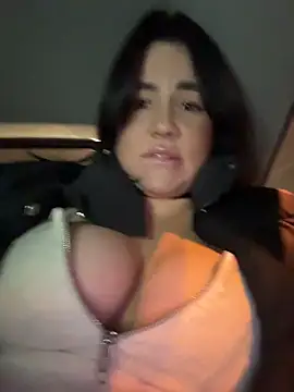 Snapshot of SwittieKendra chatting on November 27, 2025, 7:47 pm SwittieKendra online show from November 27, 2025, 7:47 pm