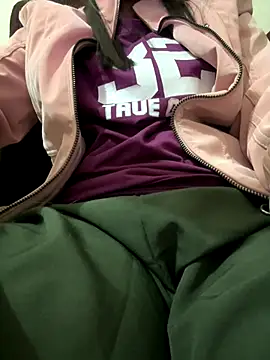 Snapshot of mamtasingh12 chatting on December 3, 2025, 3:11 pm mamtasingh12 online show from December 3, 2025, 3:11 pm