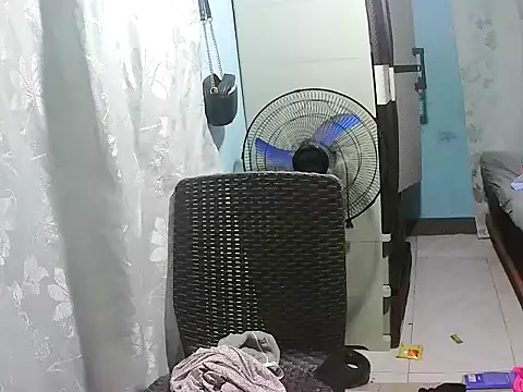 Snapshot of PussyCherry chatting on October 19, 2025, 9:45 am PussyCherry online show from October 19, 2025, 9:45 am