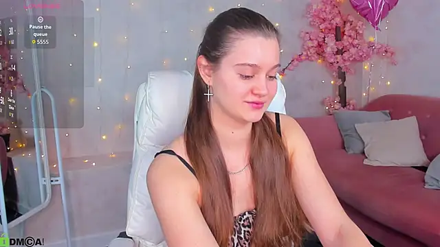 Renesmy Black online show from February 25, 2026, 1:06 am