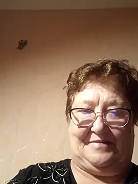 Katherine735 online show from May 9, 2026, 9:18 pm