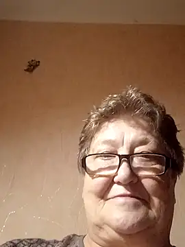 Katherine735 online show from November 29, 2025, 9:37 pm