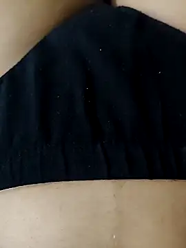 Snapshot of Jiya_hott chatting on November 9, 2025, 5:39 pm Jiya hott online show from November 9, 2025, 5:39 pm