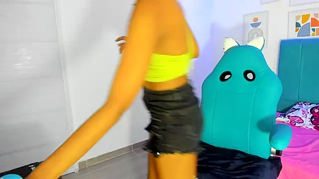 Dakota evans18 online show from December 1, 2025, 2:34 am