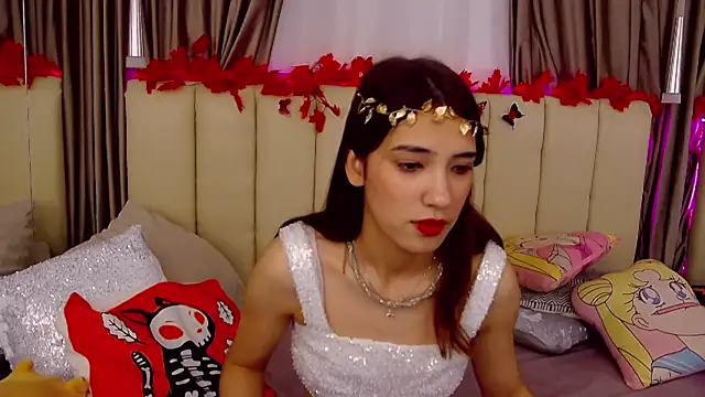 Snapshot of ArielLoove chatting on October 25, 2025, 8:46 am ArielLoove online show from October 25, 2025, 8:46 am