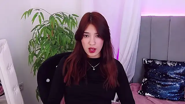 Snapshot of ArielLoove chatting on November 30, 2025, 1:56 pm ArielLoove online show from November 30, 2025, 1:56 pm