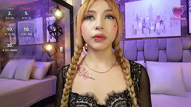 Sophia Bellucci online show from November 14, 2025, 11:58 am