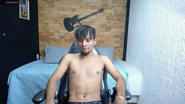 Snapshot of Kail_nil chatting on November 13, 2025, 2:48 am Kail nil online show from November 13, 2025, 2:48 am