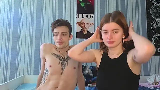 EmiliaCouple online show from April 28, 2026, 11:25 am