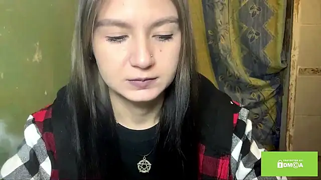 ArianeBhayani online show from November 23, 2025, 9:47 pm