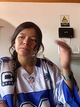 Ninfa pink online show from November 22, 2025, 4:17 pm