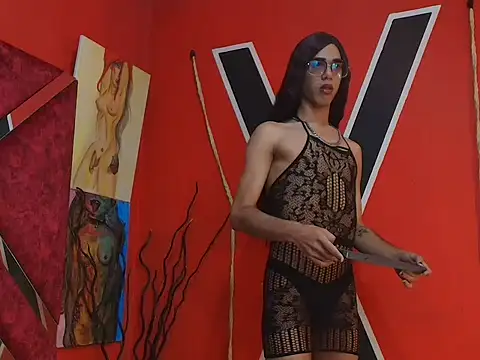 Snapshot of Hetaira_Lexx chatting on October 15, 2025, 5:39 am Hetaira Lexx online show from October 15, 2025, 5:39 am