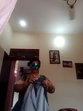 Snapshot of Honey-26 chatting on December 1, 2025, 6:47 am Honey-26 online show from December 1, 2025, 6:47 am