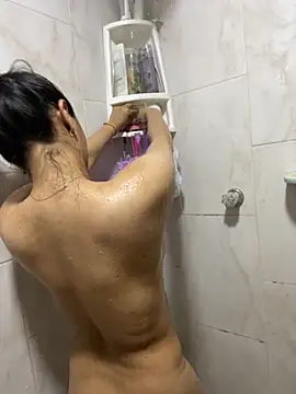 Snapshot of julieta_rossi chatting on November 6, 2025, 5:50 pm julieta rossi online show from November 6, 2025, 5:50 pm