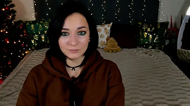 BaileeLynn online show from December 21, 2025, 12:40 pm