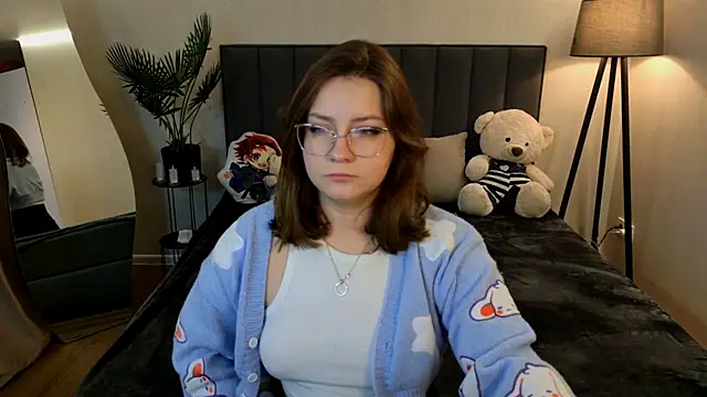 Snapshot of Briarx chatting on November 21, 2025, 10:42 pm Briarx online show from November 21, 2025, 10:42 pm